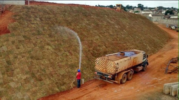 Expectativa é que o viaduto seja entregue até o final de julho