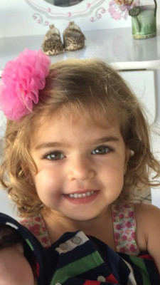 Helena Vaz Torbay Gorayeb, aniversariante do dia 3. Filha de Jessica Vaz Vieira Gorayeb e Fernando Torbay Gorayeb 