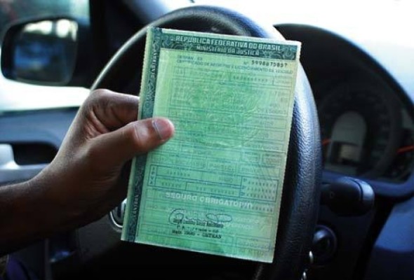 Documento já poderá ser cobrado dos motoristas a partir desta sexta-feira (1º)