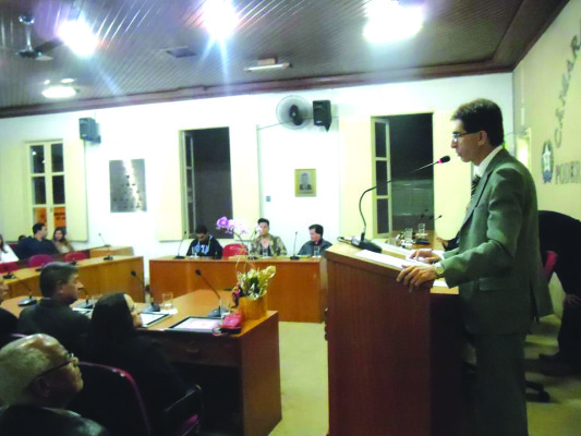 Vereador Carlos Machado teceu elogios a história de vida de cada um dos homenageados