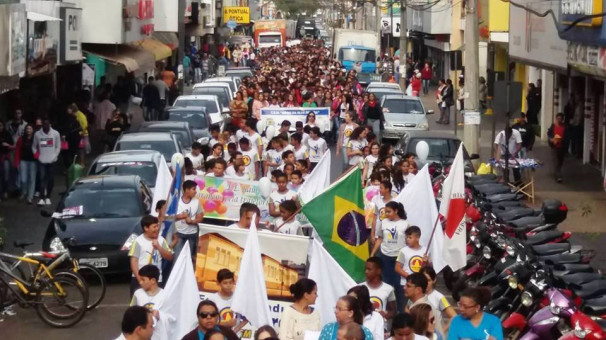 As atividades fazem parte do projeto “Junho Branco” voltado à conscientização das pessoas sobre os males das drogas