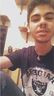 Nesta segunda-feira, dia 11, quem também comemorou aniversário foi o jovem Thiago Morais. O estudante do ensino médio está sempre rodeado de amigos e familiares. O canceriano é como todos os outros, amado e muito bom de coração. Deixo aqui os parabéns e um ótimo resto de 2016. #ThiagoCadeOBolo?