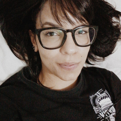 E hoje é o dia de Paula Cecilia Borges Mendes. Tem pessoa mais amorzinho e decidida do que ela? Quanto amor e carinho tenho por essa minha prima. Deixo os parabéns por esse lindo dia e, nos encontraremos à noite. #QueroFestaComBolo