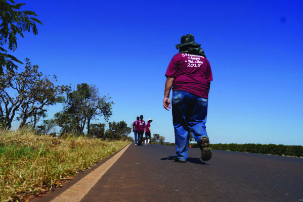 Romeiros devem ter cuidados redobrados em trecho das obras de duplicação da LMG-748