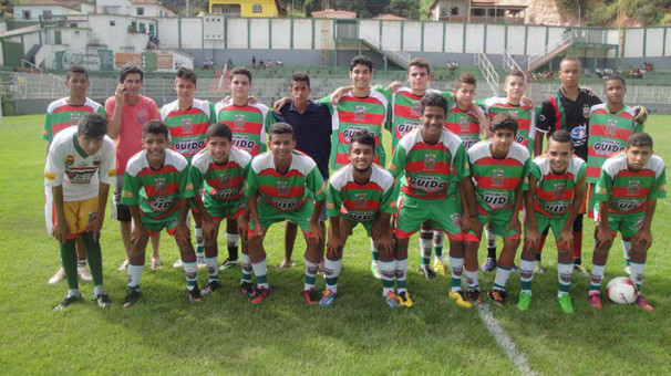 Escolinha do ex-jogador Isaías realiza ótimo trabalho