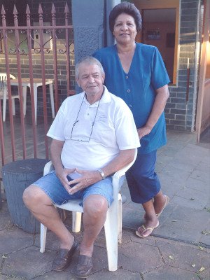 Homero Leandro e Darci completam hoje 46 anos de feliz união conjugal. A eles, votos de que este amor continue alicerçando a vida a dois ao lado de toda a família.  