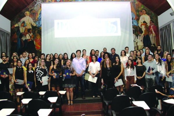 Secretaria de Saúde empossou 53 novos servidores para atuar na rede pública do município