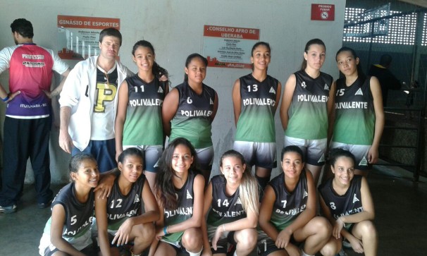 Basquete Feminino Araguari E.E. Madre Maria Blandina