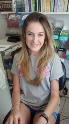 Marcela Araújo Campos, 20 anos, estudante - “Eu daria políticos bons, para que a cidade pudesse ir para frente. Acho que é isso que Araguari precisa para se desenvolver como outras cidades”.