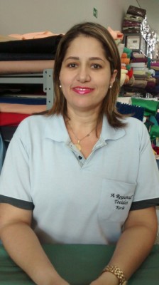 Karla Alves de Sousa, 38 anos, vendedora - “Eu daria melhores políticos, que fossem mais honestos, menos corruptos e cumprissem realmente as suas promessas”.