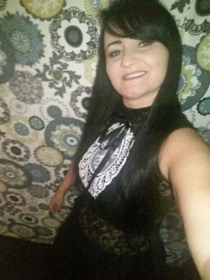 Alessandra Souza de Oliveira aniversariante do dia 27 