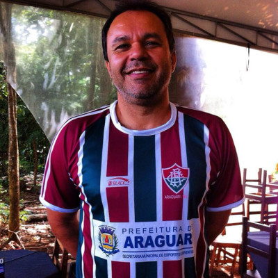 Carlos de Lima Barbosa aniversariante de hoje