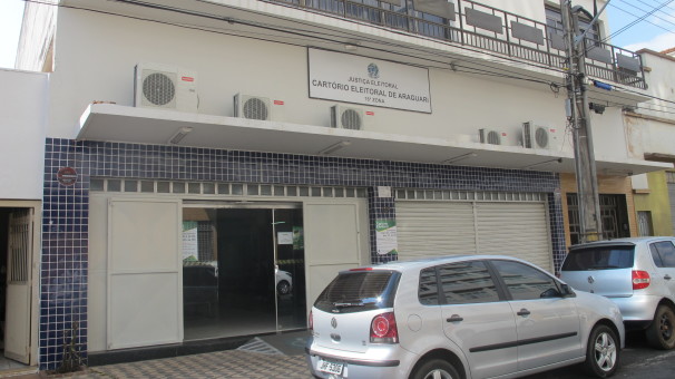 Cartório atende na rua Doutor Afrânio, 124, Centro