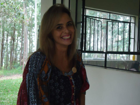 Claudia Mara Perfeito (25/8)