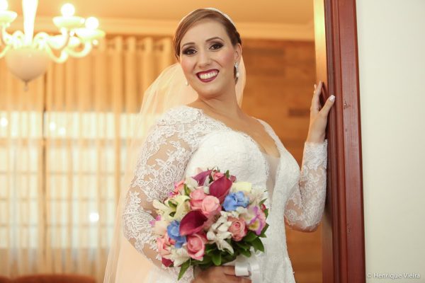 A linda noiva Bianca Arantes 