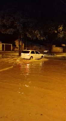 Avenida Porto Alegre, no Millenium, ficou alagada após as chuvas do início da semana