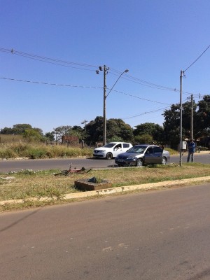 Senhor de 68 anos foi atropelado por um automóvel na avenida Brasil, no último sábado, 6