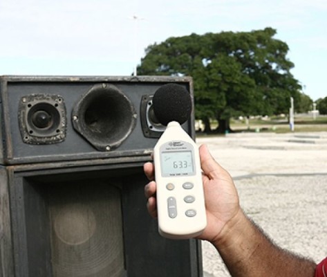 O uso de alto-falantes ou amplificadores de som na propaganda eleitoral é permitido somente das 8 às 22h 