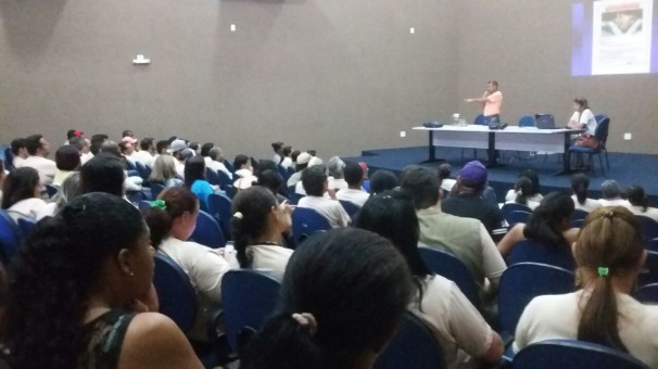 Álvaro Francisco Braga, representante da Superintendência Regional de Saúde, ministrou capacitação para agentes de endemias