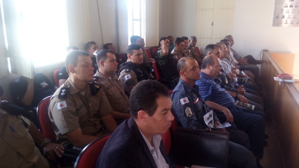 Policiais ressaltam a importância da discussão do tema apresentado