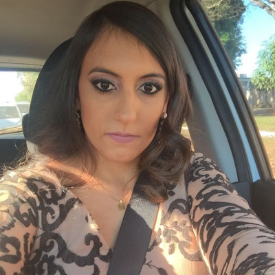 Nesta sexta-feira, 2, é dia de comemorar o aniversário de Letícia Naves de Oliveira, a famosa Leka! Além do esforço e da dedicação desta garota, uma das coisas que mais me chama atenção nela é a “feeling” que tem para políticas públicas e participação no meio em que vive. Vira e mexe a Leka está fazendo algum post que marca a vida dos araguarinos. Deixo aqui os parabéns pelo aniversário neste dia 2 e o desejo de muito sucesso e muitas conquistas. #Parabéns