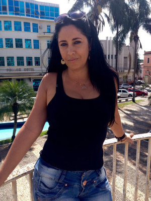  Quem volta a Acesso Restrito agora em comemoração de aniversário é Edlaine Morais. A linda comemora mais uma primavera neste 1° de outubro e merece ter o destaque em nossa coluna. Deixo aqui os parabéns pelo aniversário e o desejo de muito sucesso e saúde.