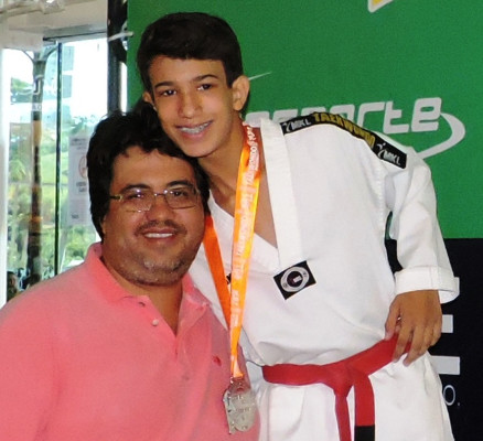 Lucas e o papai Francisco