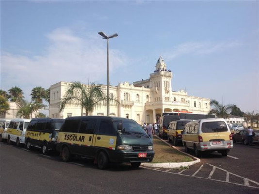 Secretário afirma que o pagamento foi realizado no dia seguinte ao programado