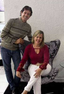 Humberto Pereira, aniversariante de hoje, com a esposa Mara Jane 