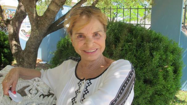 “Todas as campanhas são iguais é essa não foi diferente. Na campanha é assim, um atacando o outro, depois são todos amigos. Isso não acontece só em Araguari, mas em todo o Brasil. Sou contra a reeleição e espero que vença o melhor, aquele que vai realmente trazer mudanças positivas para Araguari.” Marta Cardoso, vendedora