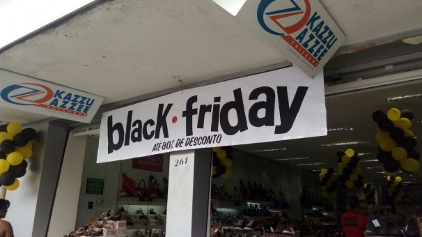 Algumas lojas oferecem desconto de até 80%