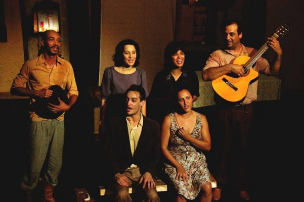 Há 22 anos na estrada, Grupontapé de teatro compartilham experiências de gestão cultural com outros artistas