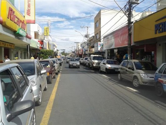 Horário especial de funcionamento do comércio tem início nesta quinta-feira