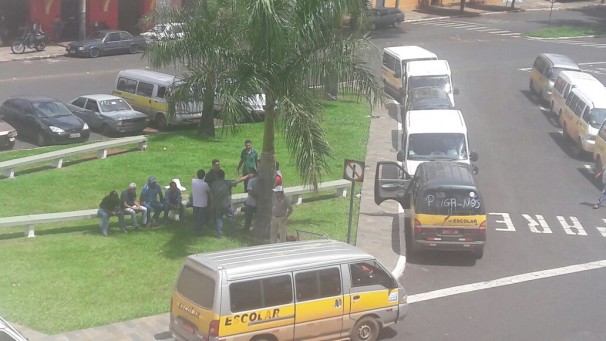 Depois de aceitar acordo oferecido pela prefeitura, motoristas de vans retomaram as atividades na tarde de ontem