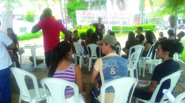 Concentração começou por volta das 8h30 e se estendeu até o final da tarde