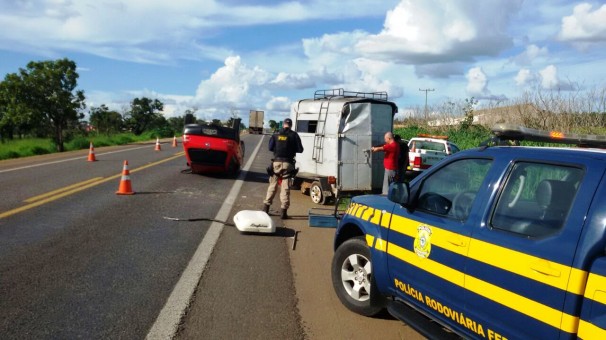 Acidente ocorrido no sentido Catalão/Araguari ** PRF 