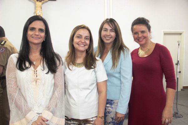 Juíza Juliana Faleiro, promotora Lilian Tobias, delegada Mary Simone e advogada Alessandra Jordão