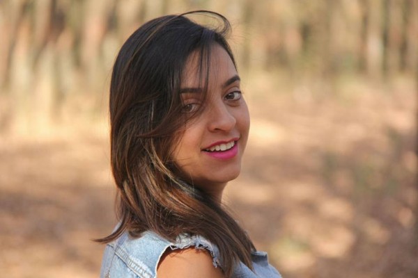 Nesta sexta-feira, dia 23, a capricorniana Morena Borges Santos comemora mais um ano de vida. Lembro que na última edição de 2015 toda a coluna Acesso Restrito foi dedicada ao seu casamento com Leonardo Resende Corsino. Hoje ela volta para receber os parabéns pelo aniversário. Um ótimo fim de ano, muitas conquistas e saúde. #FamíliaNaAcesso