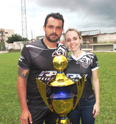 Eduardo Caroço comemorou muito o título