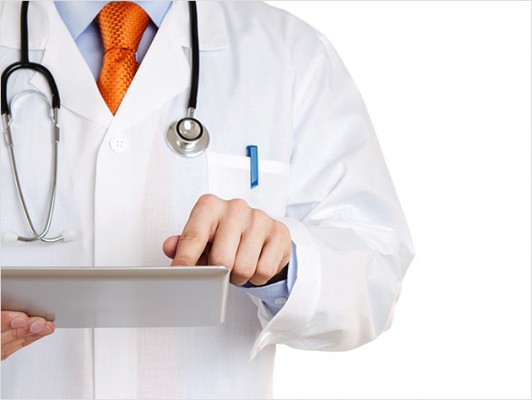 Correção de salários de médicos que são servidores do município motivou audiência pública