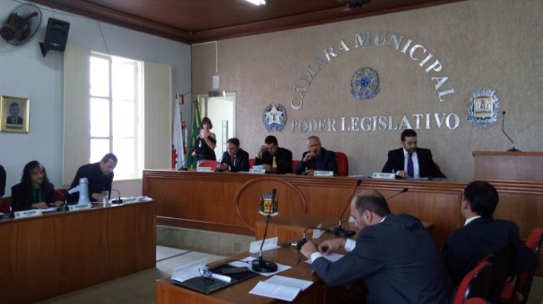 Por ser a primeira sessão do ano, não houve projetos em pauta para votação