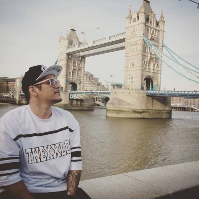 Entre idas e vindas - Brasil/Inglaterra, o tatuador Neneco está de temporada por aqui. O tatuador é reconhecido mundialmente como um grande artista pela sua capacidade em retratar o realismo na pele.