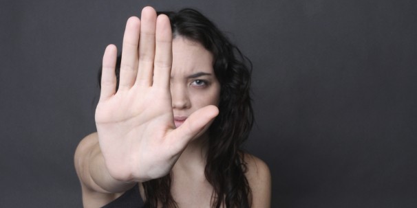 Conselho Municipal da Mulher recebe denúncias por meio dos telefones 3690-3154 e 3690-3127.