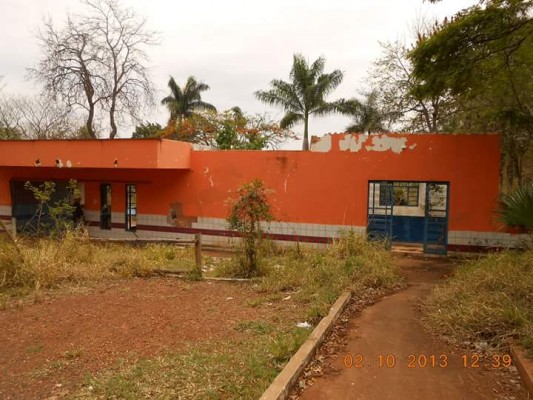 Mato e depredação tomaram conta de área do Clube Recanto do Galo, alvo de permuta da prefeitura com construtora