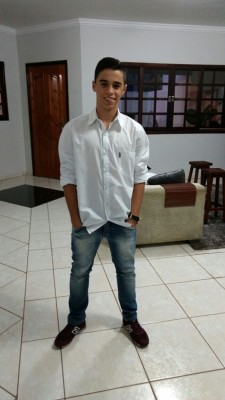 Adelino Deodoro de Carvalho Júnior, aniversariante do dia 12. Filho de Ivone e Adelino Deodoro de Carvalho 