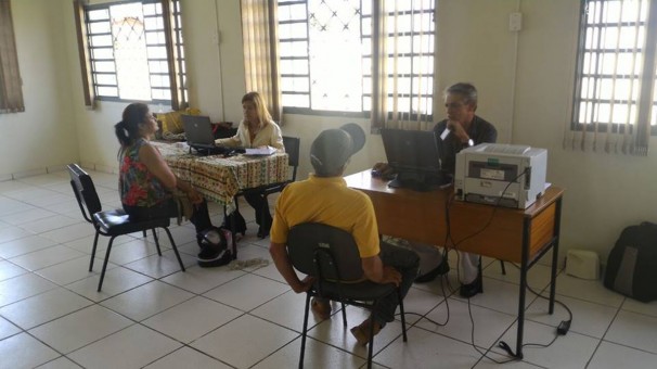 Um posto de atendimento foi montado no CRAS II, localizado bairro Alan Kardec