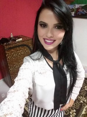 Camila Cunha 1 de fevereiro