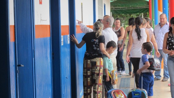 Aulas nos Centros Educacionais Municipais tiveram início nesta sexta-feira