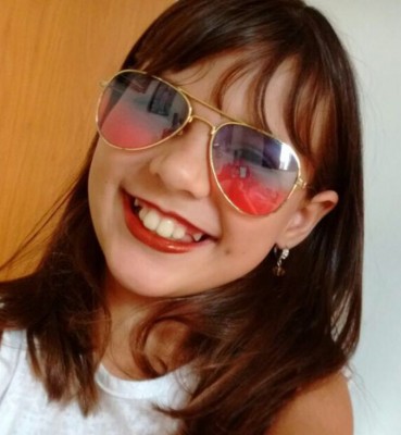 Isabela Resende aniversariante do dia 23