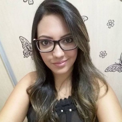 “Não acho que é preciso de um evento enorme com shows como era realizado, mas penso que deveria ter, pelo menos, aqueles blocos tradicionais com marchinhas.” Nathália Alves, administradora de empresas. 